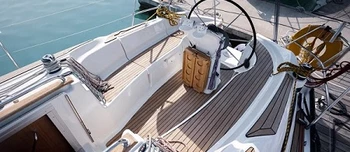 Bavaria 32