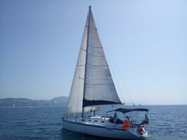 Bavaria 40