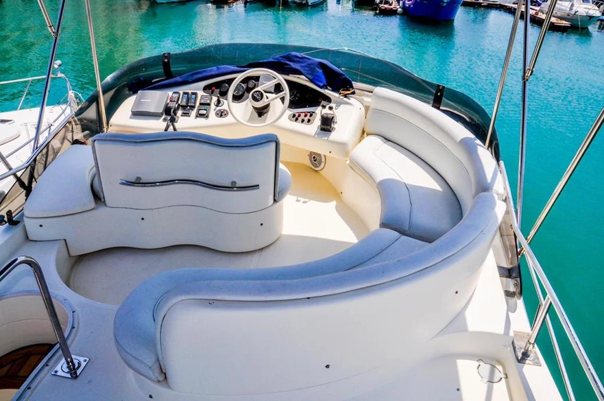  Azimut 42